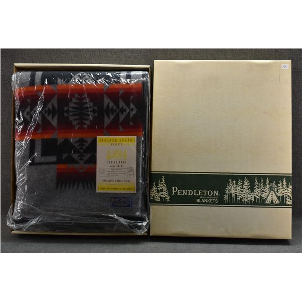 BEAVER STATE PENDLETON ROBE