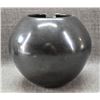 Image 3 : SAN ILDEFONSO POTTERY VASE (ELIZABETH LOVATO)