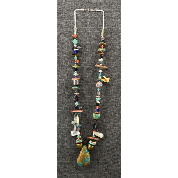 PUEBLO TREASURE NECKLACE