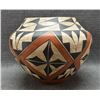 Image 1 : ACOMA POTTERY OLLA (SIGNED)