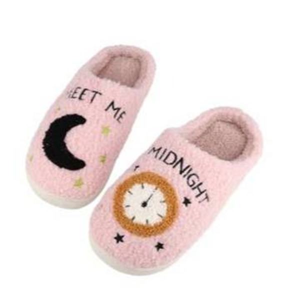 Trefidy Slippers ‘Meet Me at Midnight’, Plush Indoor Slippers for Women and Men