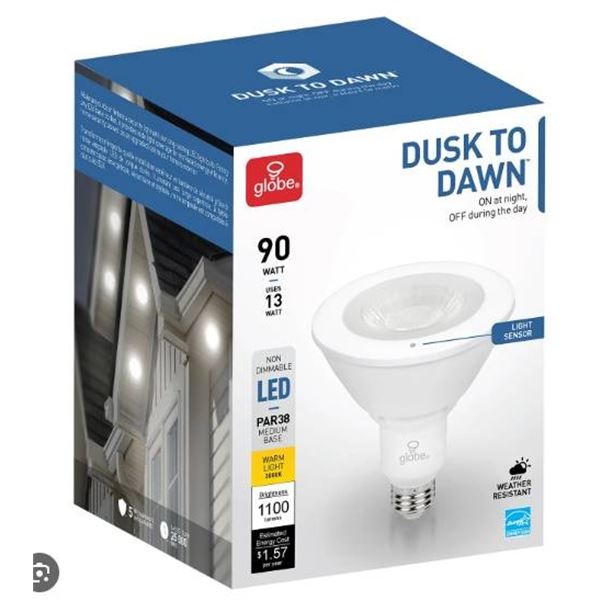 Globe Electric PAR38 LED Bulb, Dusk to Dawn with Light Sensor, 13W, 1100 Lumens