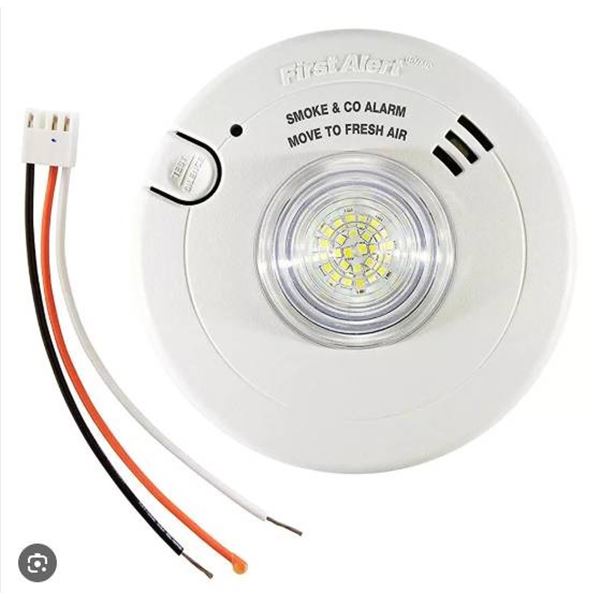 BRK Slim LED Strobe Smoke Alarm with 10-Year Battery Backup