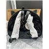 Image 5 : Bowitzki Face Paint Unicorn Set with Black Backpack