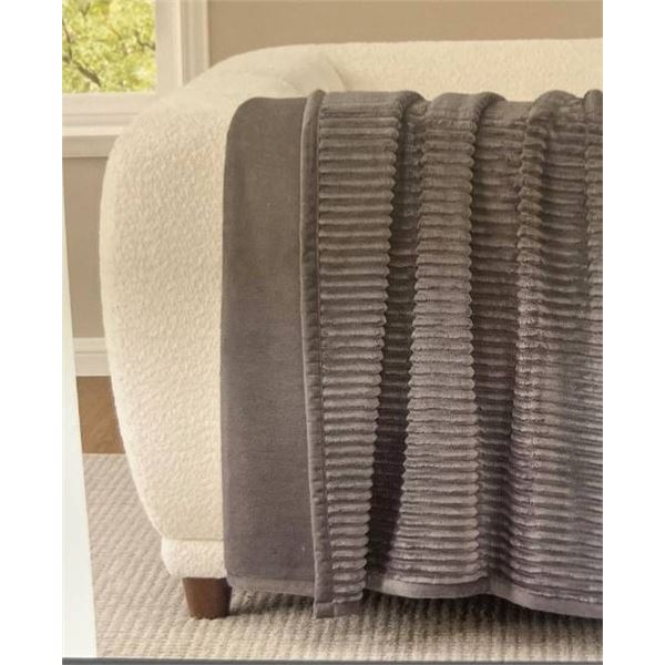 Koolaburra by UGG Gray Ribbed Throw Blanket, 127cm x 177cm (50in x 70in)
