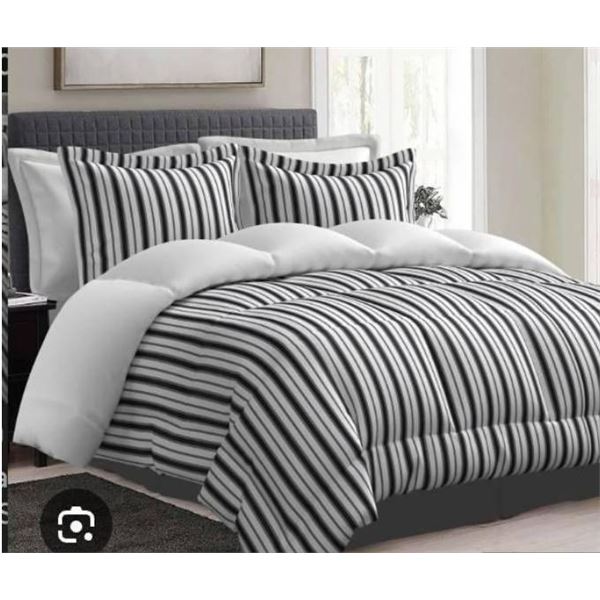 King Size 7-Piece Comforter Bed in A Bag Set in Gray Striped Pattern
