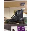 Image 4 : Prospector Black Lace-Up Boots, Men’s Size 6 Ladies’ Size 8