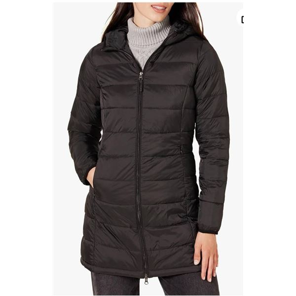 Amazon Essentials Womens Lightweight Water-Resistant Hooded Puffer Coatt in XL