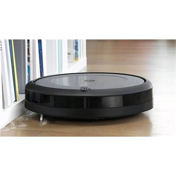 IRobot Roomba Robot Vacuum With Self-Emptying Base