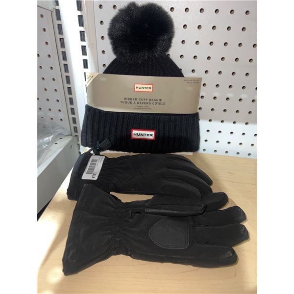 Hunter Ribbed Cuff Beanie and Gloves Set, Size S, Black