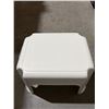 Image 3 : Rubbermaid White Step Stool