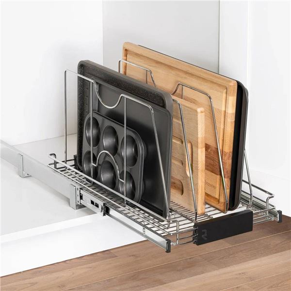 Richelieu Adjustable Pull-Out Pan Divider with Chrome Finish