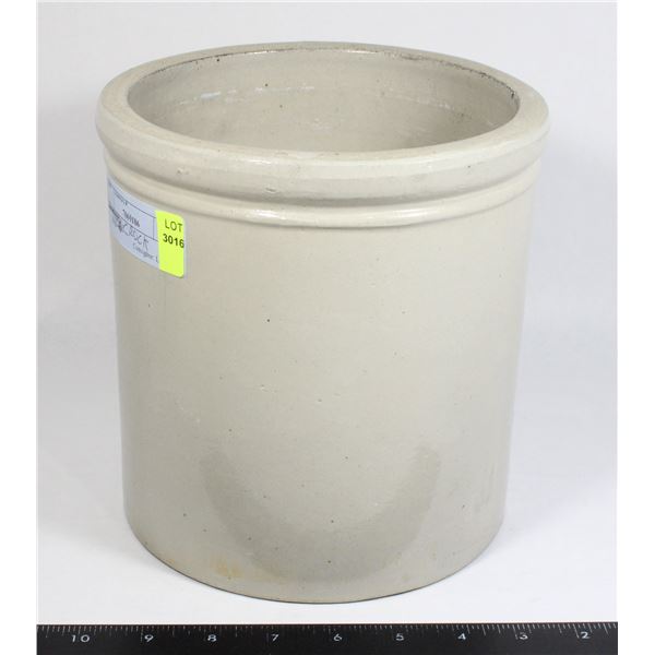 VINTAGE/ ANTIQUE CROCK