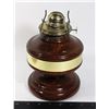 Image 1 : VINTAGE OIL LAMP