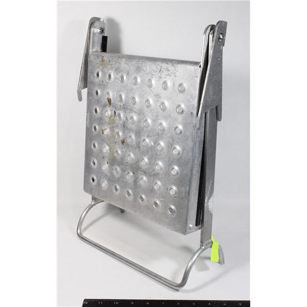 LITTLE GIANT LADDER WORK PLATFORM