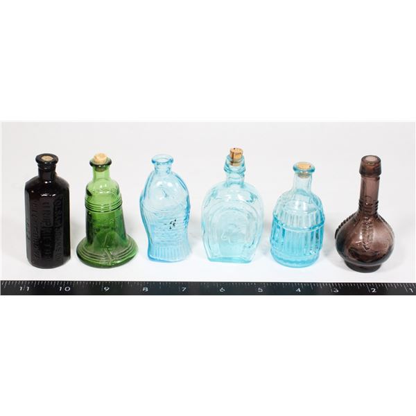 VINTAGE COLLECTION MINI GLASS BOTTLES