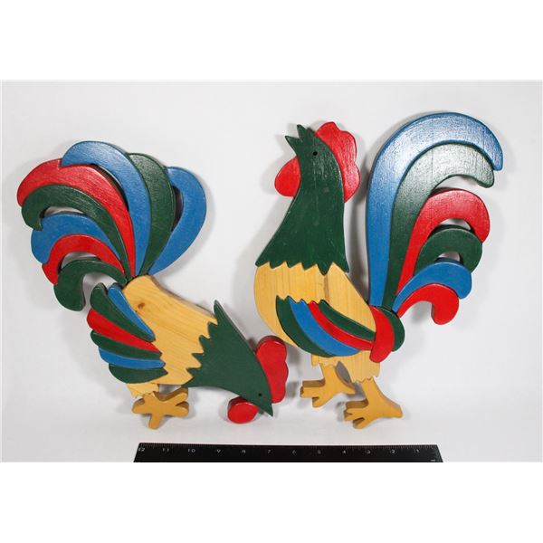VINTAGE WOODEN ROOSTERS WALL ART