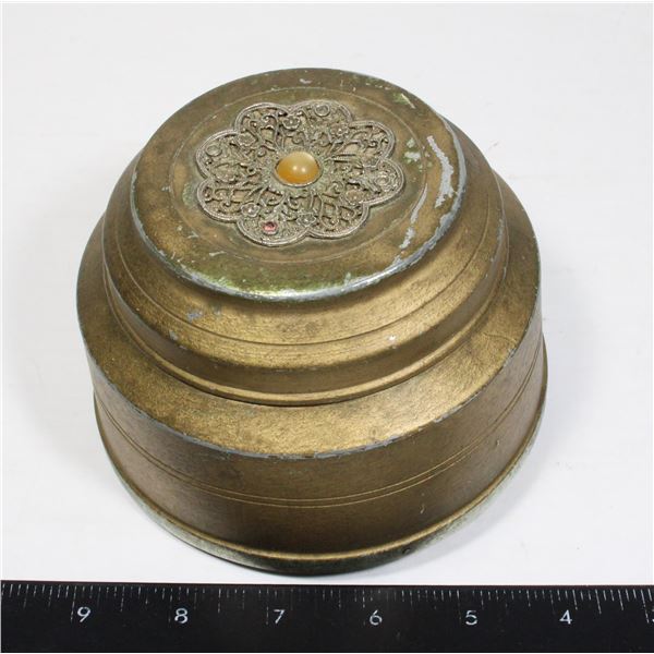 ANTIQUE MUSIC BOX