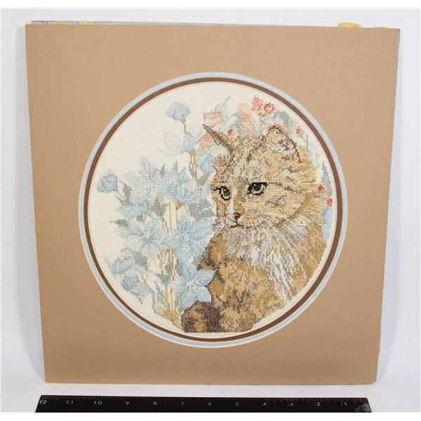 VINTAGE "CAT WITH BLUE FLOWERS"