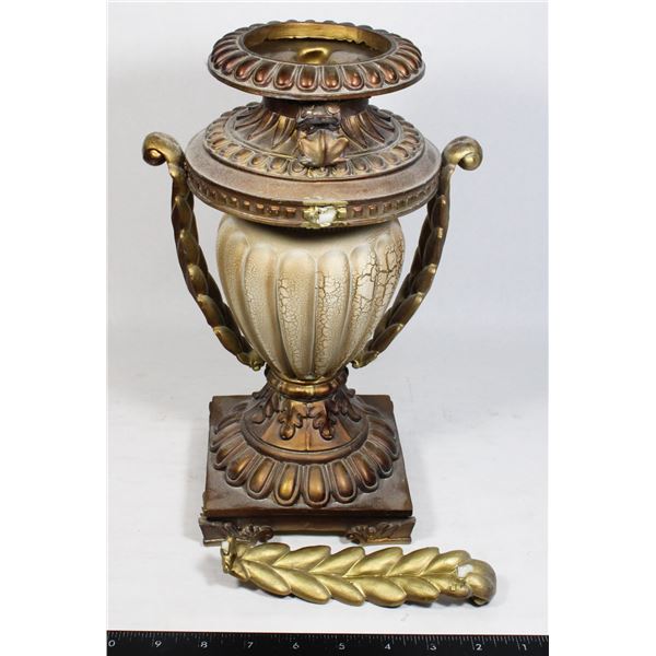 VINTAGE VASE BY M.VALENTI