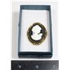 Image 1 : NEW BLACK CAMEO STYLE LIGHTWEIGHT BROOCH