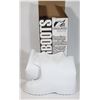 Image 1 : NEW SIZE MEDIUM WHITE 10" OVERBOOTS
