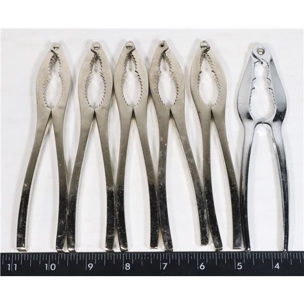 LOT OF 6 LOBSTER/ WALNUT CRACKERS