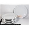 Image 1 : LOT OF 8 DINNER PLATES