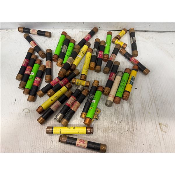Lot of Misc. Fuses
