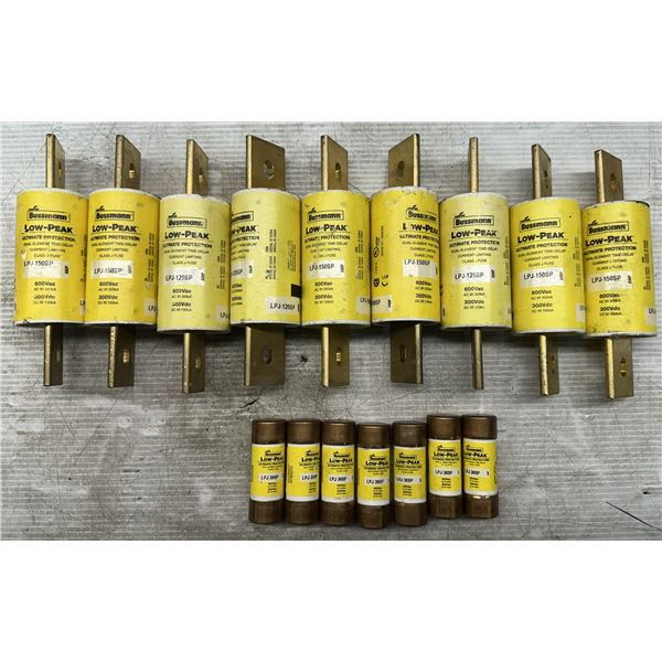 Lot of Assorted Bussmann Fuses