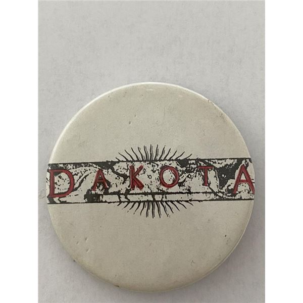 Dakota vintage pin