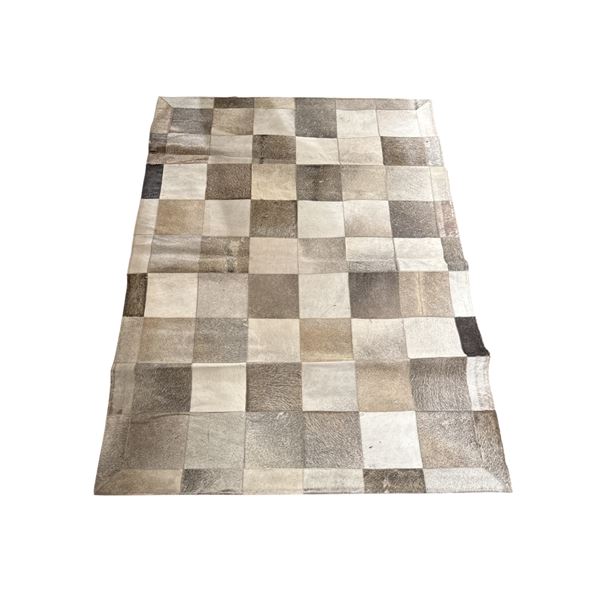 Natural Tones Patchwork Cowhide Area Rug - Approx 52in x 76in