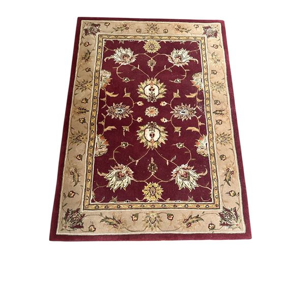 Imperial Bloom - Traditional Cream & Crimson Floral Medalliion Area Rug - Approx 69in x 43in