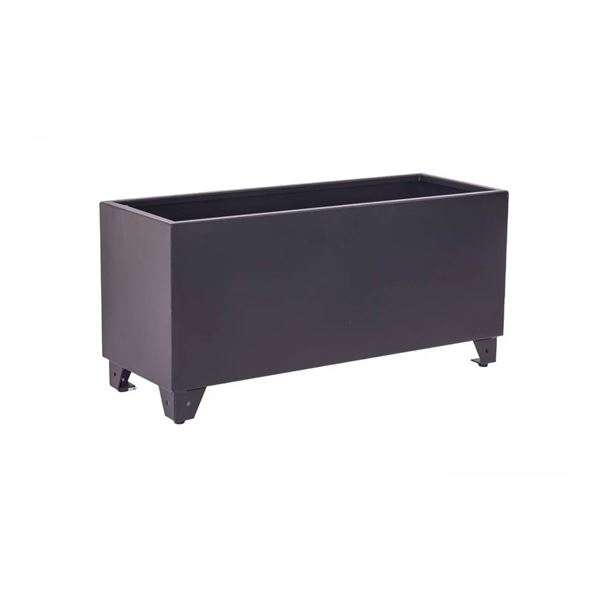 BNIB Grapevine Stello Rectangular Aluminum Outdoor Planter 32", RV: $259 CAD (PL10677)