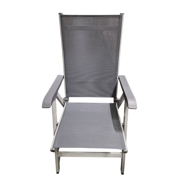 Amazon Basics 5-Position Adjustable Outdoor Chair, RV: $162.99 CAD (B0749SM7L4)