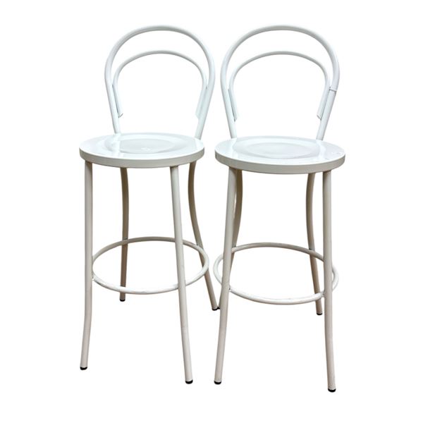 BNIB - Set of 4 White Metal Bar Stool, H44" (RDI009W)