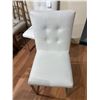 Image 3 : Set of 3 Modern Button Tufted dining chairs
