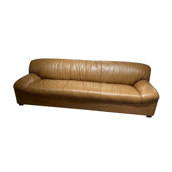 New Moe's Halston Sofa Tan Leather - Retails: $6149