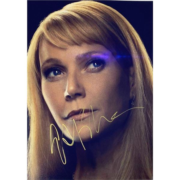 Gwyneth Paltrow facsimile signed  movie photo