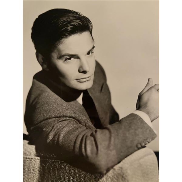 Louis Jourdan unsigned photo