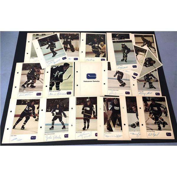 1970-71 Toronto Sun Canucks Action Pages x20