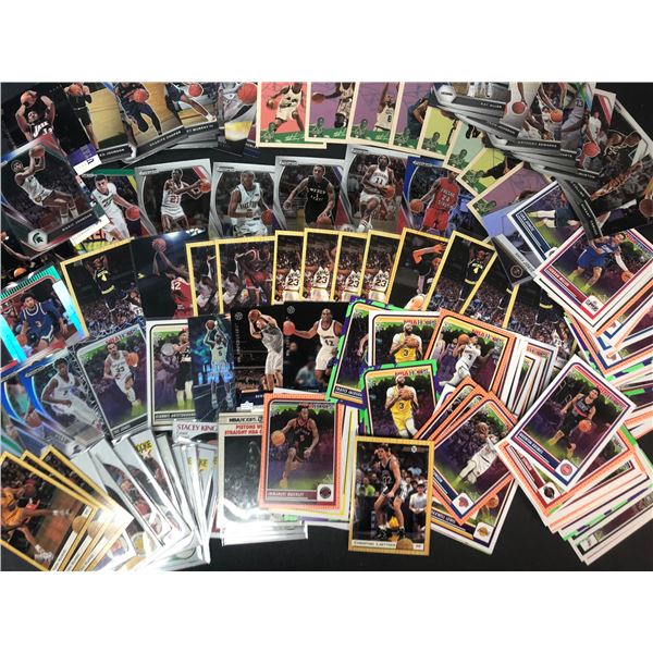 Basketball Card LOT x700 w/ Binder - Bird, Magic, Jokic,