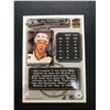 Image 2 : 2001 Paramount HOLO GOLD /74 - Joe Thornton - Bruins