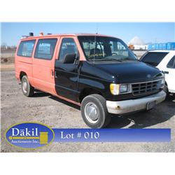 1992 FORD E-250 VAN, 