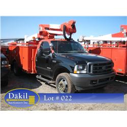 2004 FORD F-550 BUCKET TRUCK, 