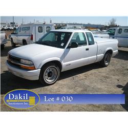 1998 CHEVROLET S10 LS, EXT CAB, 
