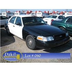 2004 FORD CROWN VIC POLICE CAR, 
