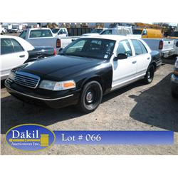 1998 FORD CROWN VIC POLICE CAR, 