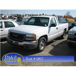 2003 GMC C-1500 SIERRA REG CAB, 