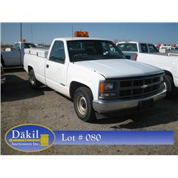 1998 CHEVROLET C-1500 REG CAB, 